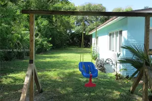 5412 SE 47th Ave, Stuart, FL 34997 - Photo 11
