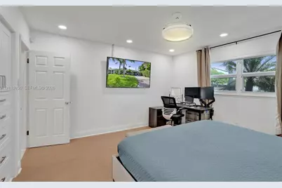 30 NE 48th Ct, Oakland Park, FL 33334 - Photo 25
