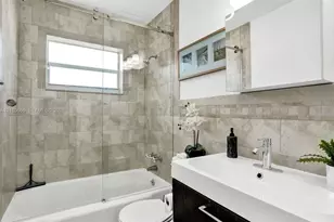 30 NE 48th Ct, Oakland Park, FL 33334 - Photo 43