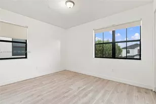 3293 W 98th Pl, Hialeah, FL 33018 - Photo 29