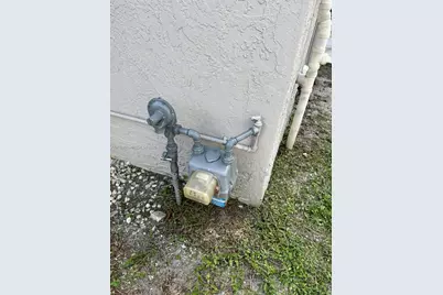 4541 SW 40th St, West Park, FL 33023 - Photo 11