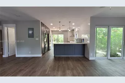 1309 NW 89th Dr, Coral Springs, FL 33071 - Photo 3