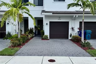 10935 SW 233rd St, Homestead, FL 33032 - Photo 3