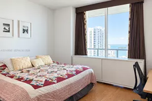 1900 N Bayshore Dr, Miami, FL 33132 - Photo 7