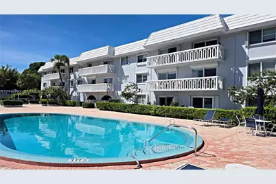 100 Edgewater Dr #115, Coral Gables, FL 33133 - Photo 1