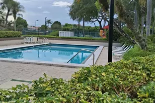 8746 SW 114th Pl, Miami, FL 33173 - Photo 13
