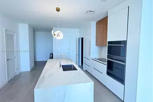 1400 Biscayne Blvd, Miami, FL 33132 - Photo 5