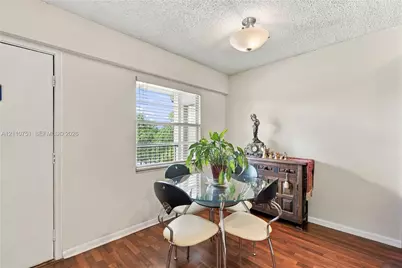 101 SW 132nd Way #402J, Pembroke Pines, FL 33027 - Photo 7
