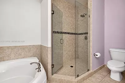 808 NE 191st St, Miami, FL 33179 - Photo 15