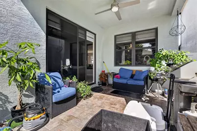 808 NE 191st St, Miami, FL 33179 - Photo 19