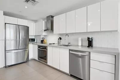 1600 NE 1st Ave #3303, Miami, FL 33132 - Photo 3