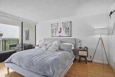 1901 Brickell Ave #B1706, Miami, FL 33129 - Photo 3