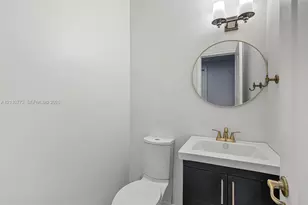 3263 Gifford Ln, Miami, FL 33133 - Photo 9
