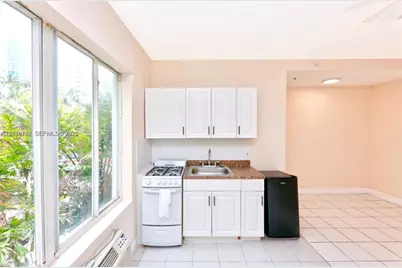 3710 Collins Ave #N-202, Miami Beach, FL 33140 - Photo 3