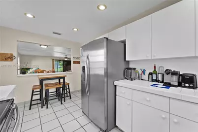 9100 Orchid Tree Ln #137, Pembroke Pines, FL 33024 - Photo 13