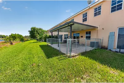 2381 SE 14th St, Homestead, FL 33035 - Photo 19