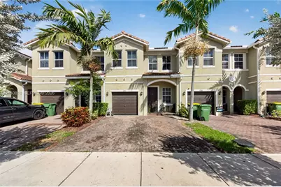 2381 SE 14th St, Homestead, FL 33035 - Photo 3