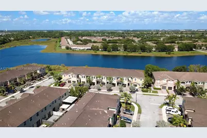 2381 SE 14th St, Homestead, FL 33035 - Photo 33