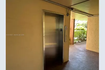 9020 Sunrise Lakes Blvd #303, Sunrise, FL 33322 - Photo 41