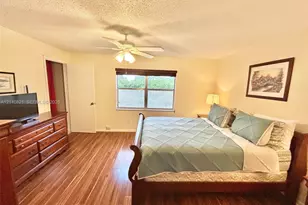 9020 Sunrise Lakes Blvd, Sunrise, FL 33322 - Photo 17