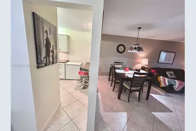 9020 Sunrise Lakes Blvd #303, Sunrise, FL 33322 - Photo 11