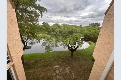9020 Sunrise Lakes Blvd #303, Sunrise, FL 33322 - Photo 21