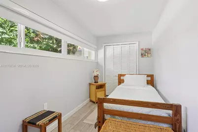 360 Menores Ave, Miami, FL 33134 - Photo 19