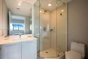 650 NE 32nd St, Miami, FL 33137 - Photo 13