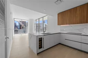 1400 Biscayne Blvd, Miami, FL 33132 - Photo 1