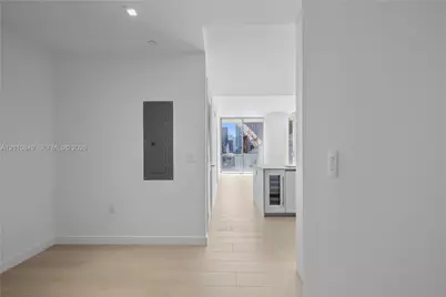1400 Biscayne Blvd #1402, Miami, FL 33132 - Photo 3