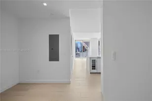 1400 Biscayne Blvd, Miami, FL 33132 - Photo 3