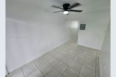 535 NW 7th St #8, Miami, FL 33136 - Photo 7