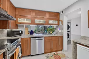 7500 NW 1st Ct, Plantation, FL 33317 - Photo 11
