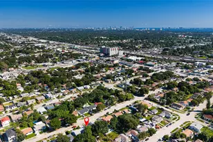 854 NW 76th St, Miami, FL 33150 - Photo 25