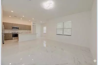 17552 SW 46th St, Miramar, FL 33029 - Photo 7