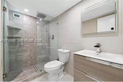 [Address not provided], Hallandale Beach, FL 33009 - Photo 11