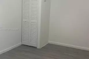 7230 NW 3rd St, Miami, FL 33126 - Photo 11