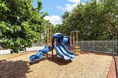 3400 NE 192nd St #1707, Aventura, FL 33180 - Photo 17