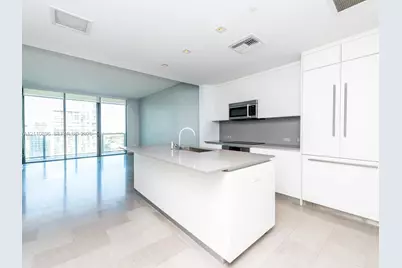 68 SE 6th St #1906, Miami, FL 33131 - Photo 9