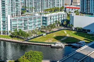 68 SE 6th St, Miami, FL 33131 - Photo 81