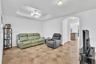 4978 E White Mangrove Way E, Dania Beach, FL 33312 - Photo 27