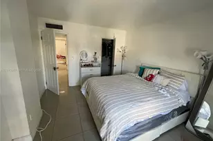 9240 Fontainebleau Blvd, Miami, FL 33172 - Photo 17