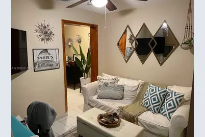 4311 SW 97th Pl, Miami, FL 33165 - Photo 15