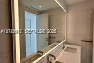 300 Biscayne Blvd Way, Miami, FL 33131 - Photo 19
