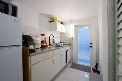 1858 NW 68th St, Miami, FL 33147 - Photo 11