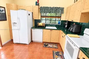 3530 Magellan Cir, Aventura, FL 33180 - Photo 7
