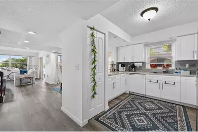 3271 NW 44th St #5, Oakland Park, FL 33309 - Photo 9