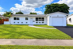 420 SW 71st Way, Pembroke Pines, FL 33023 - Photo 1