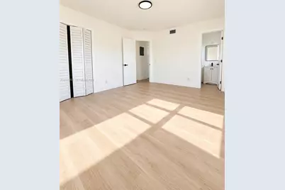 420 SW 71st Way, Pembroke Pines, FL 33023 - Photo 17