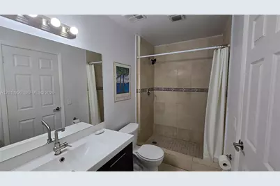 2120 SW 94th Ter #404, Davie, FL 33324 - Photo 11